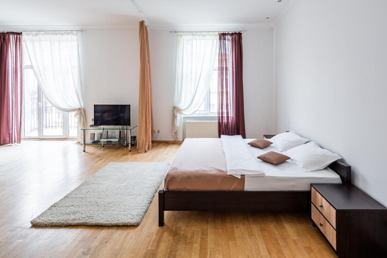 Romari Два Поверхи Apartment Lviv Exterior photo